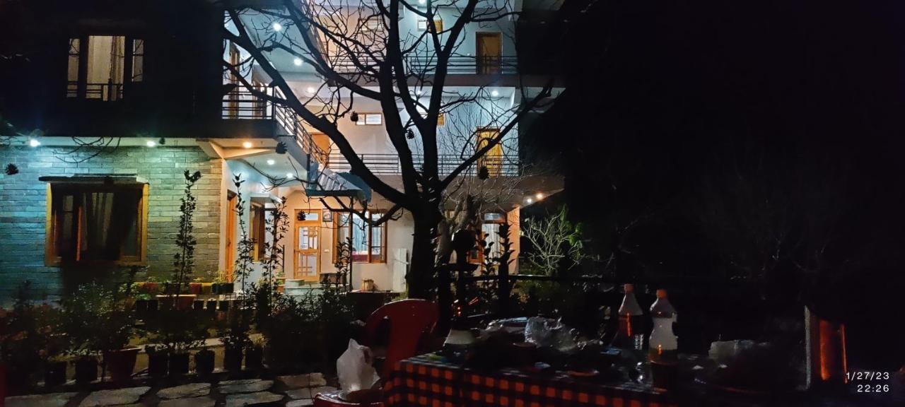 Tirthan Grand Riverside Banjar Экстерьер фото